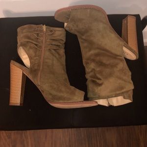 Unisa Sandals